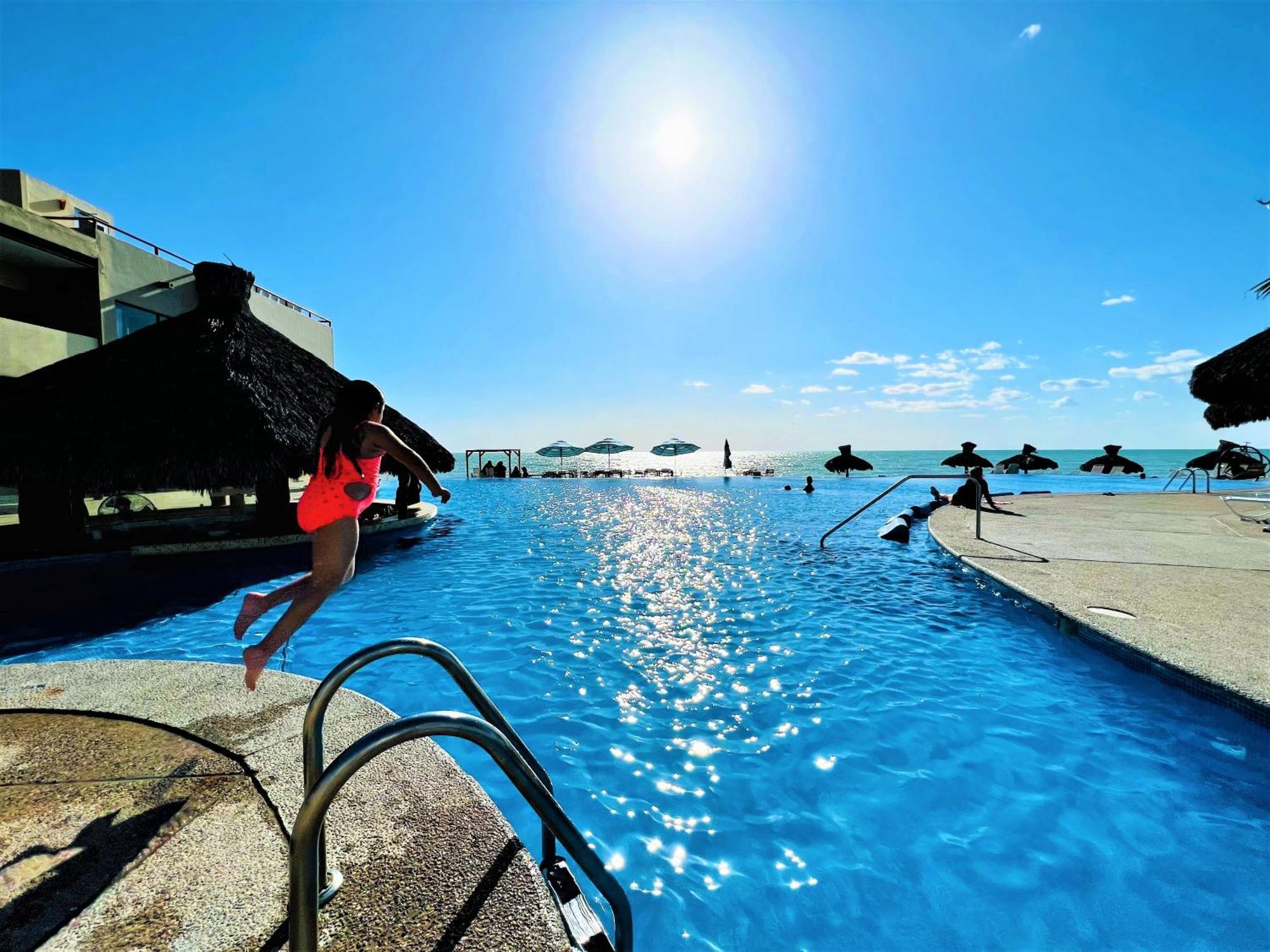 Rocky Point - Ocean Front - King - Suites - Sleeps12 - Gated - Pools Wi-Fi Bahia La Choya Екстериор снимка