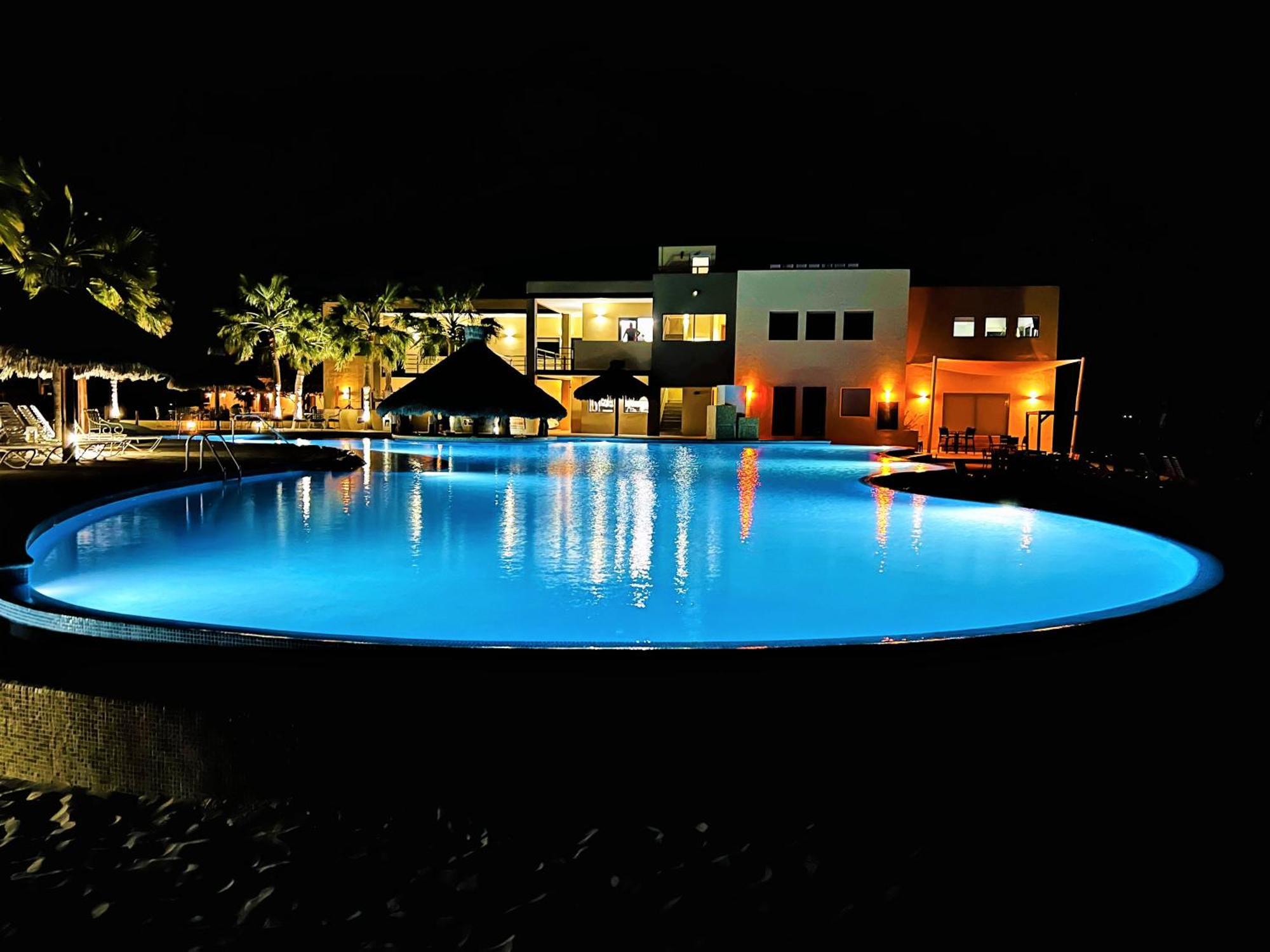 Rocky Point - Ocean Front - King - Suites - Sleeps12 - Gated - Pools Wi-Fi Bahia La Choya Екстериор снимка
